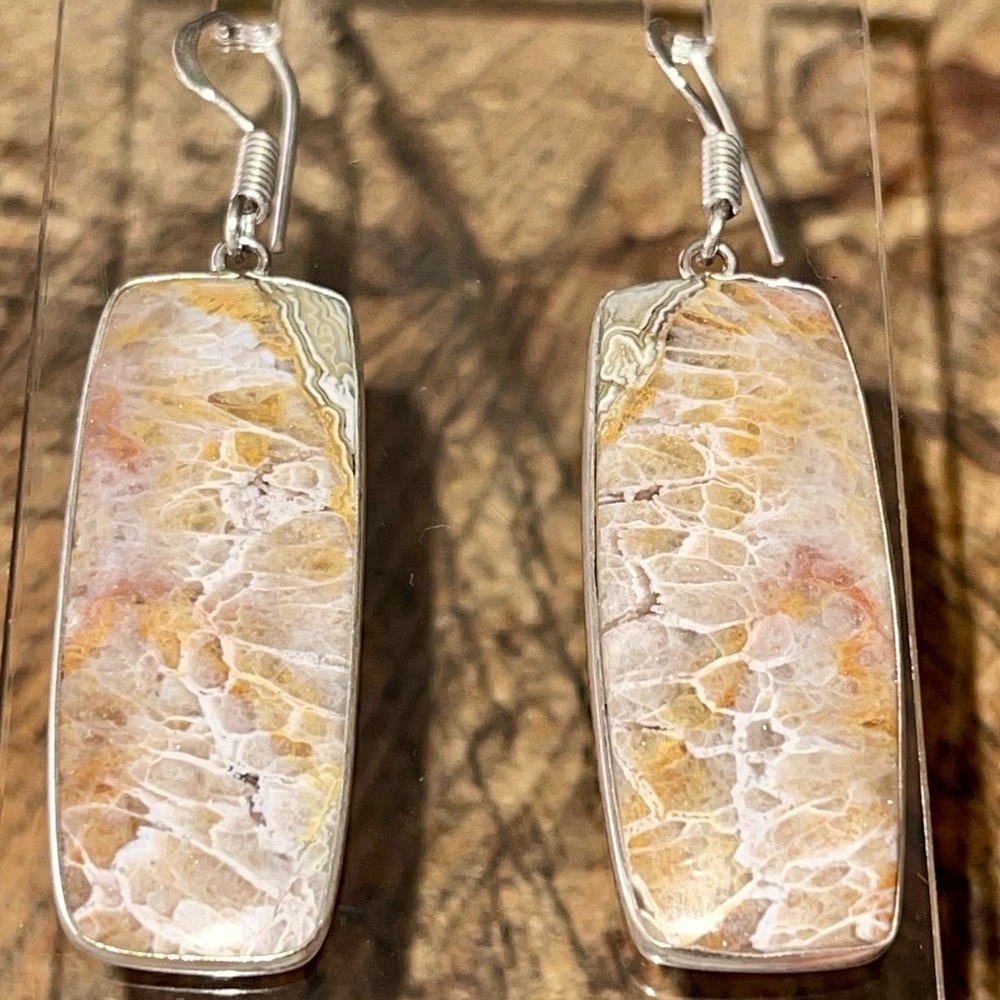 Uneven Pair Mexican Crazy Lace Agate Pendant 2”